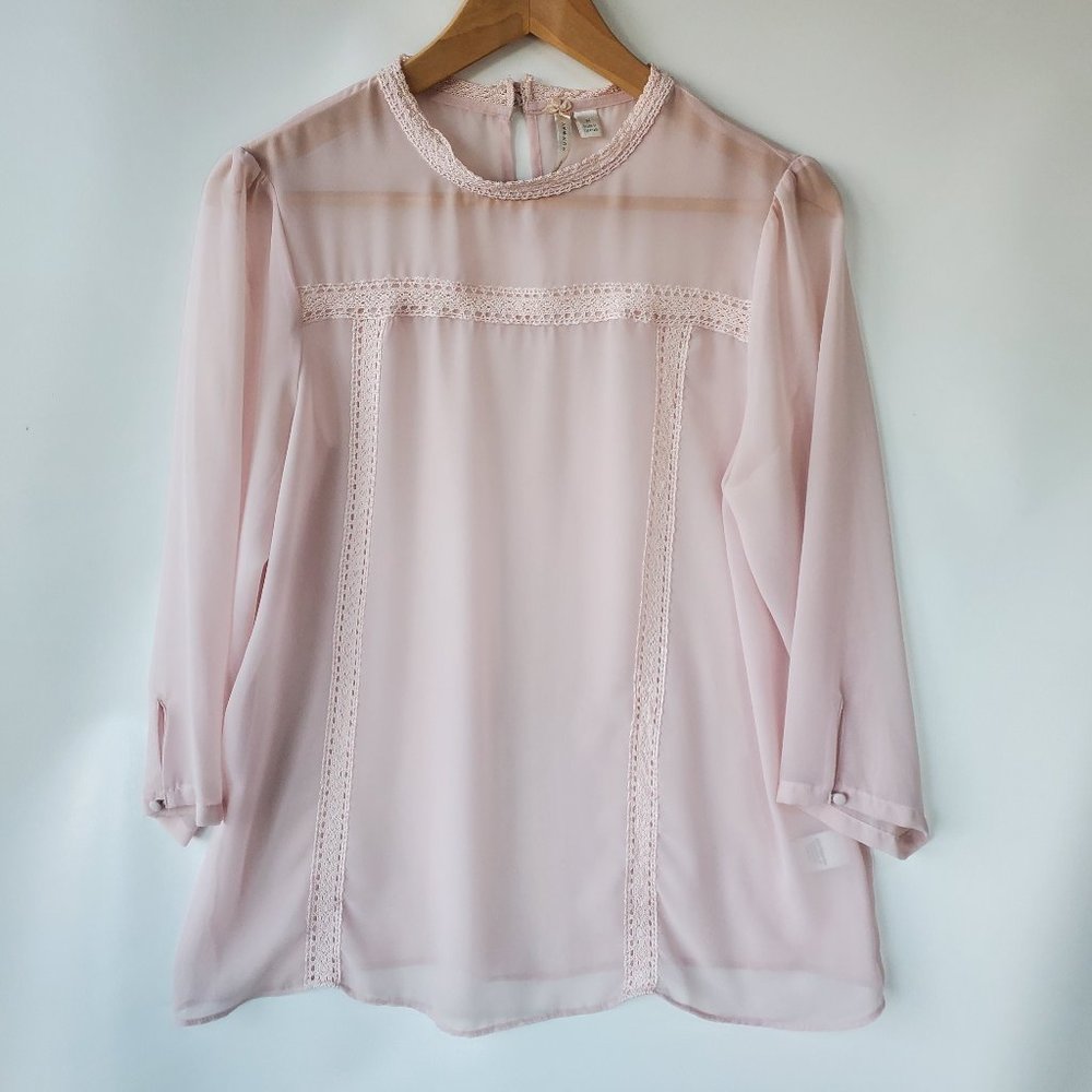 LC Lauren Conrad RUNWAY Pink Sheer Blouse, Size Medium